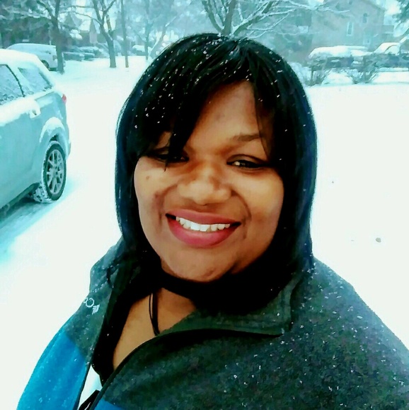 Meet your Posher, Natalie - Picture 1 of 1